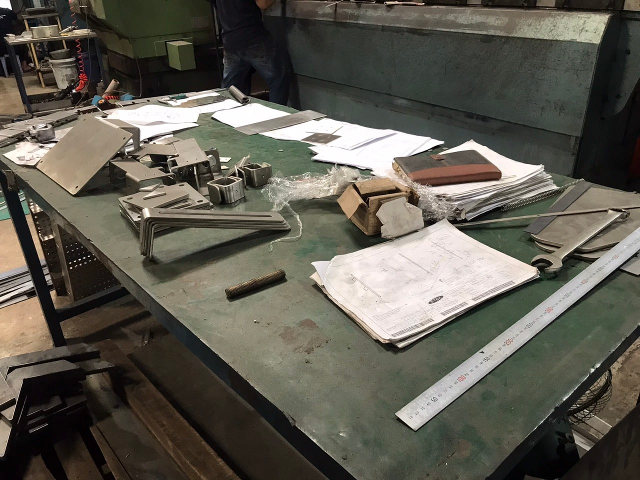 Work bench.jpg
